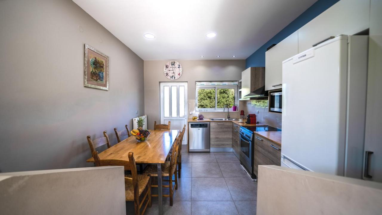 Petronila Luxury Villa With Heated Private Pool Kíssamos Екстериор снимка