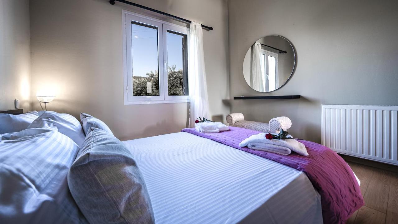 Petronila Luxury Villa With Heated Private Pool Kíssamos Екстериор снимка