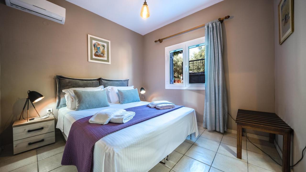 Petronila Luxury Villa With Heated Private Pool Kíssamos Екстериор снимка